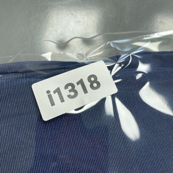 NEW Banana Republic Men's Size 32 Comfort Flat Front Shorts Navy Blue Polyester - Picture 7 of 7